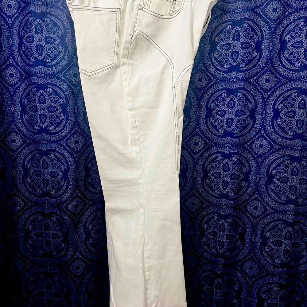 off white bootleg pants size 16